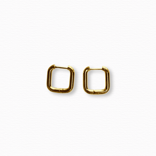 Arete cuadrado dorado